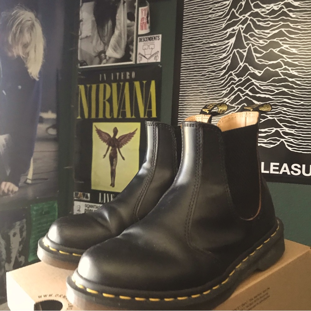 2976 Made In England Chelsea Boot